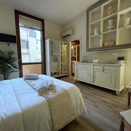 Charming Studio Next To The Duomo فلورنس المظهر الخارجي الصورة