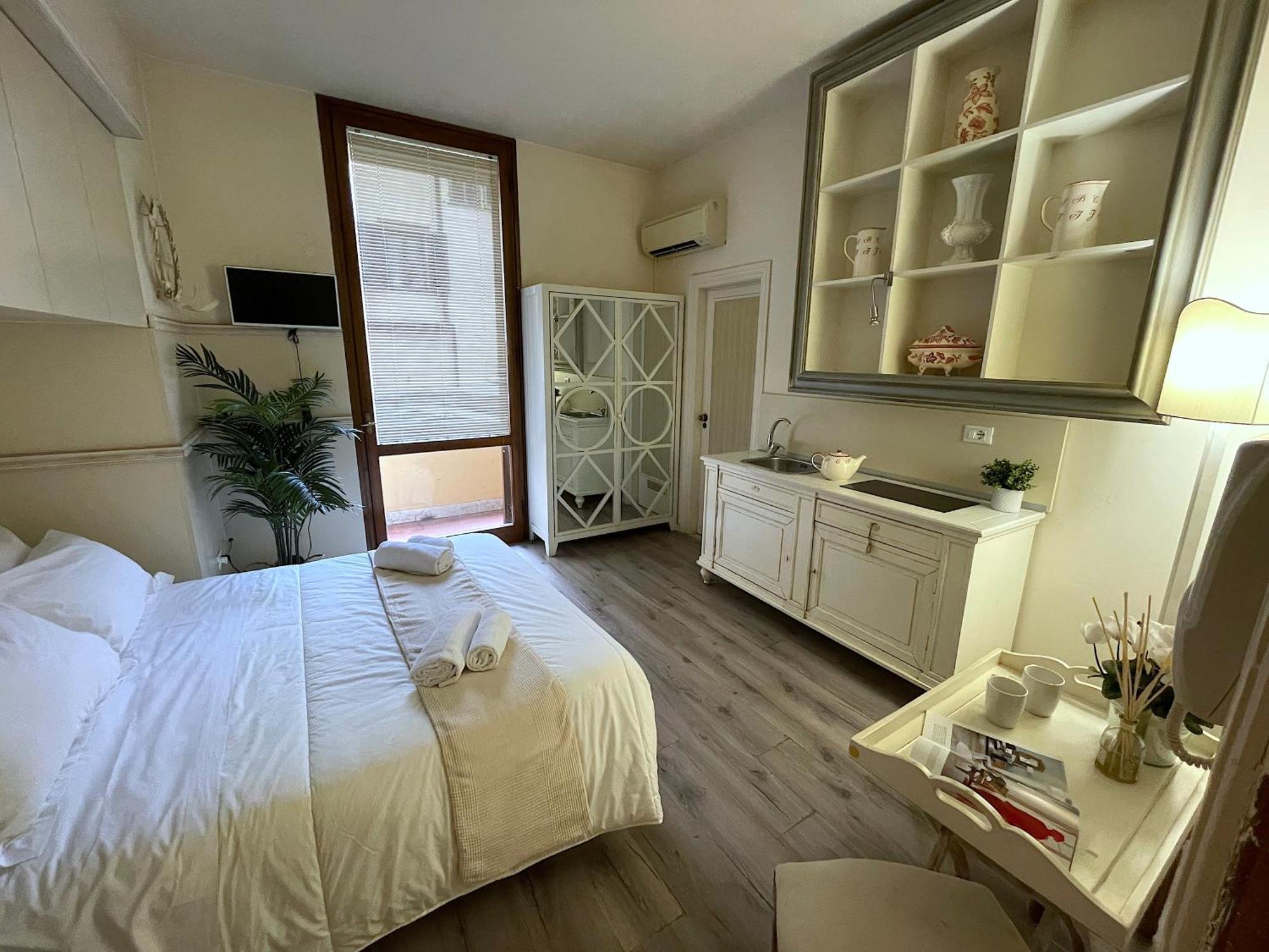 Charming Studio Next To The Duomo فلورنس المظهر الخارجي الصورة
